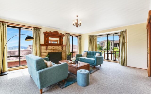 Vintage Cuddle Guest House