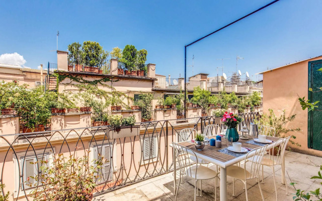 Spagna Glamour Life Penthouse