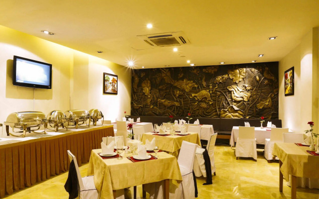 A25 Hotel - 12 Ngo Sy Lien