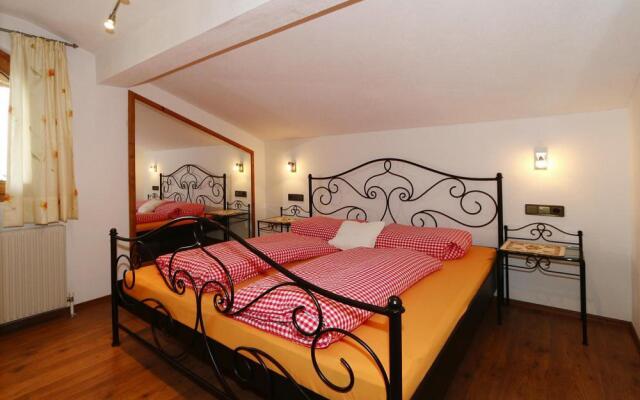 Apartment in Hippach im Zillertal With a Garden