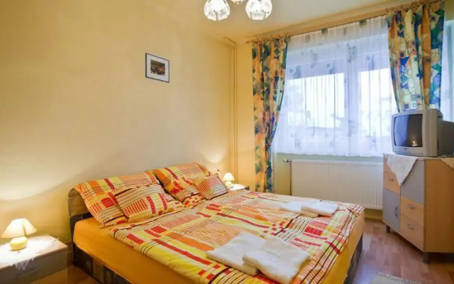 Napsugár Apartmanház