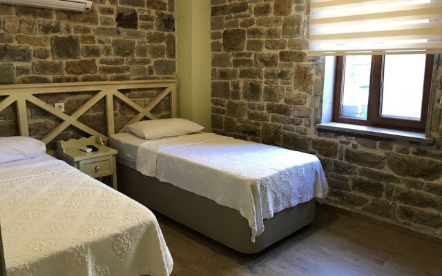 Yakamoz Otel