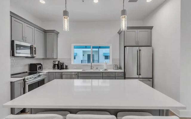 Azul Townhomes A3 - Sunrise