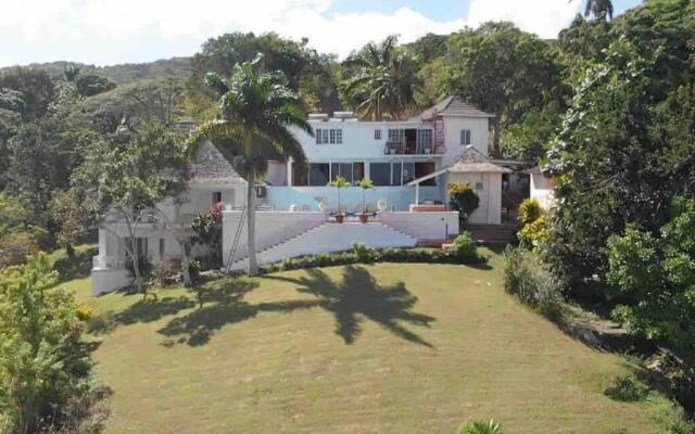Villa Monzon