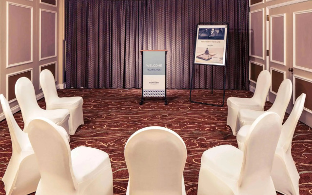 Mercure Livingston Hotel