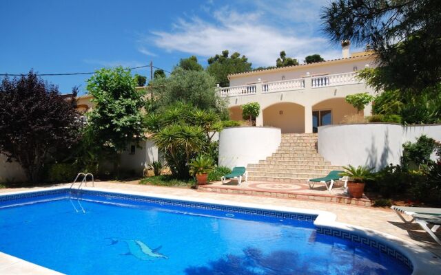 Premium Villa in Calonge With Swimming Pool