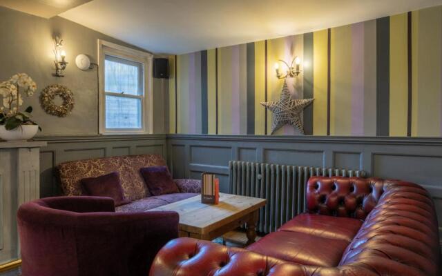 Alston House Hotel