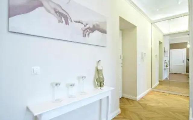 MOKO Apartments