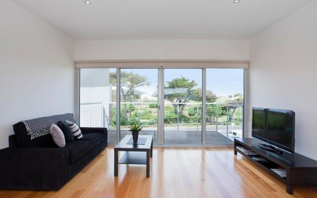 Four Kings Apartment - Deluxe 2br #3