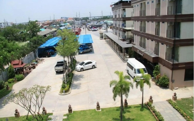 BS RESIDENCE Suvarnabhumi