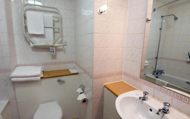 The Royal Oak by Greene King inns