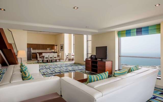 Hilton Dubai The Walk