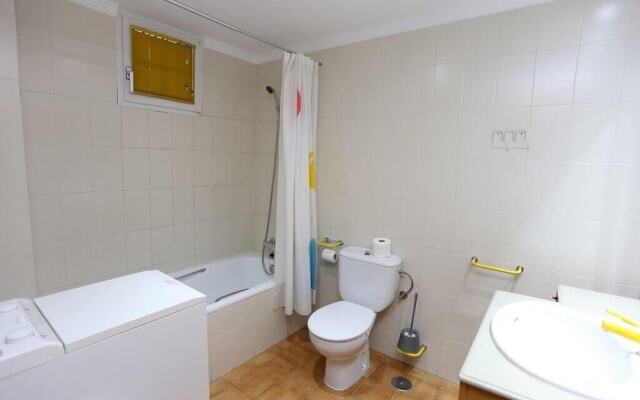 Chalet Adosado zona media-baja