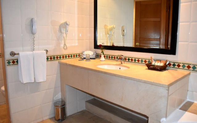 Blue Marine Hotel & Thalasso
