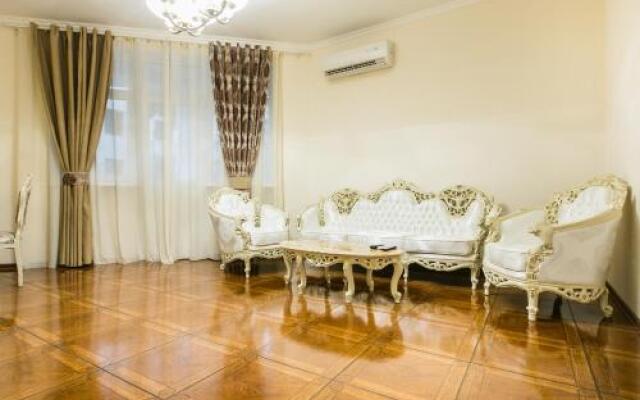 Sweet Home VIP 5 at Freedom Square