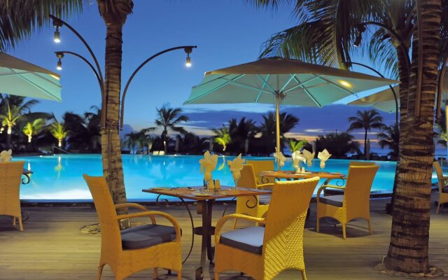 Victoria Beachcomber Resort & Spa