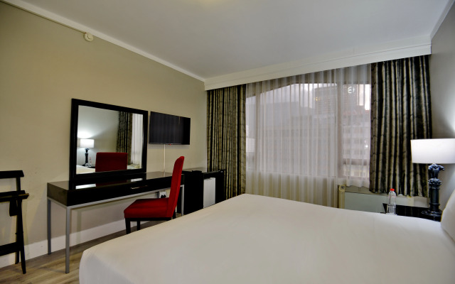 Capetonian Hotel