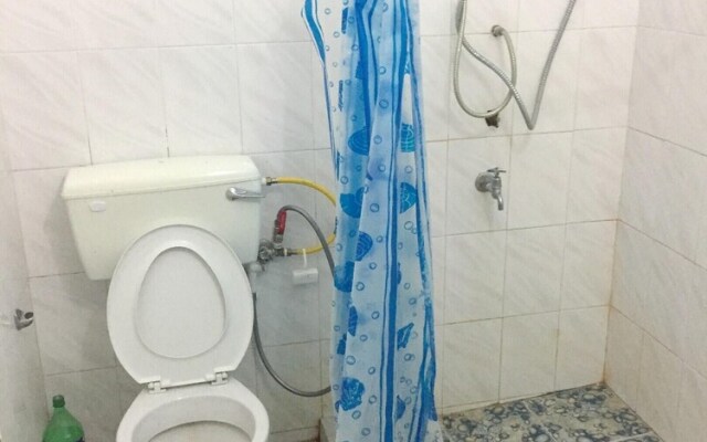 House With in Pereybere With Pool Access and Enclosed Gard