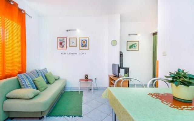 Apartments Mirna