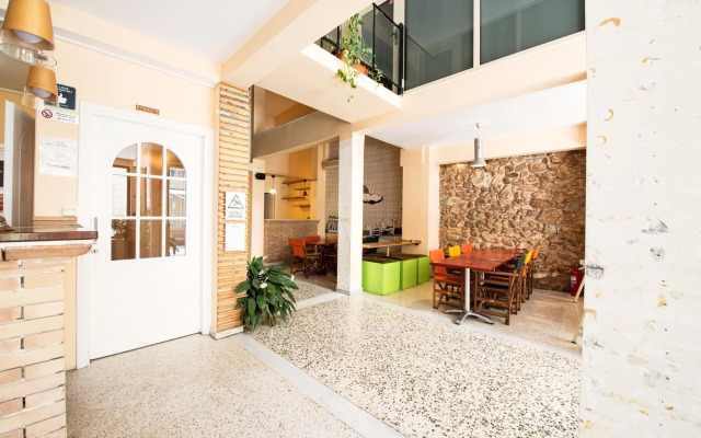 Safestay Athens Hotel