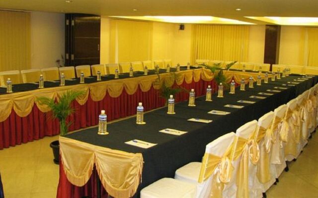 Citrine Hotel