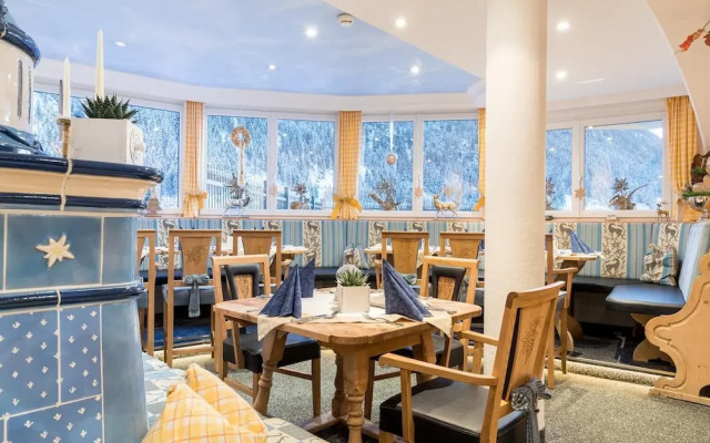 Hotel Edelweiss Schlössl