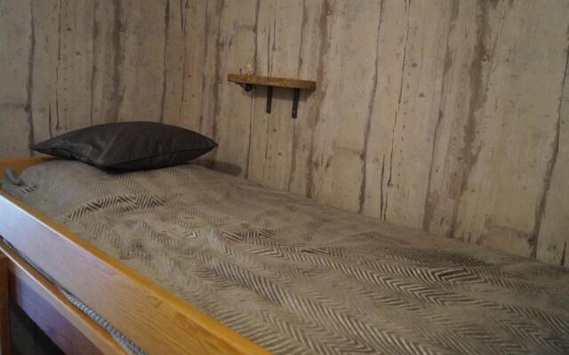Appartement Enchastrayes, 1 pièce, 4 personnes - FR-1-165A-22