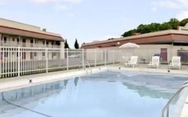 Americas Best Value Inn Marion, NC