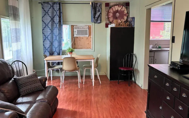 Lakefront Hideaway Resort