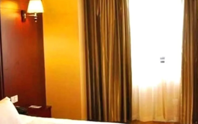 Chengdu Shangdong Hotel
