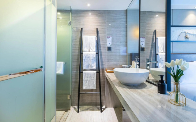 Relax Season Hotel Dongmen