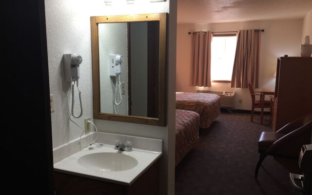 Americas Best Value Inn Grand Forks