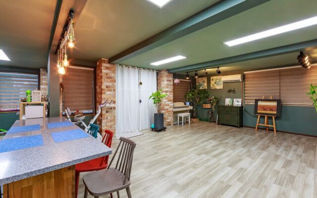 Andong River Sunset Pension