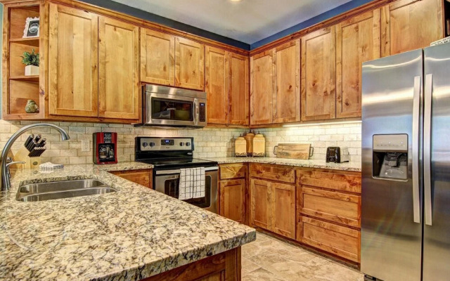 Cliffside Paradise RG 308