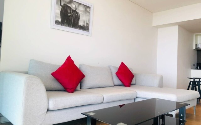 1Bed 1Study Apt with City View &NEW YEAR Firework