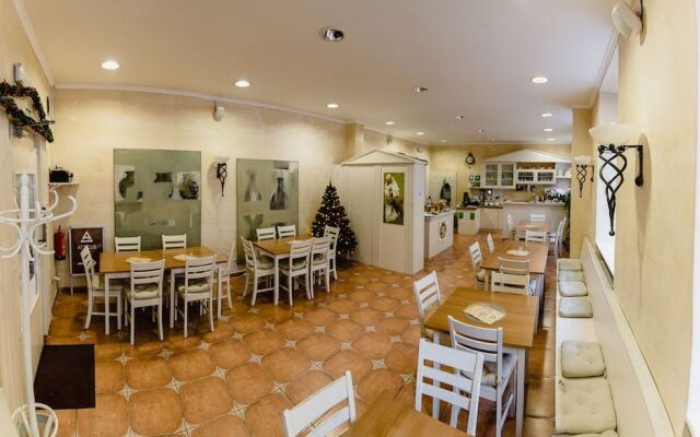 Atik Rooms