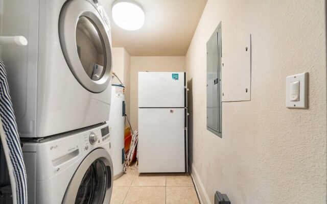 Crb0313 3 Bedroom Condo