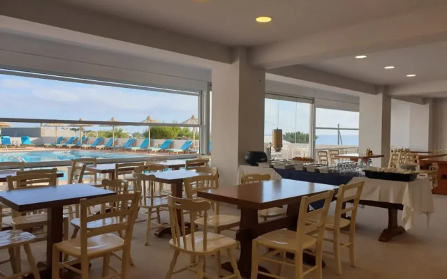 Saradari Beach Hotel - Adults Only
