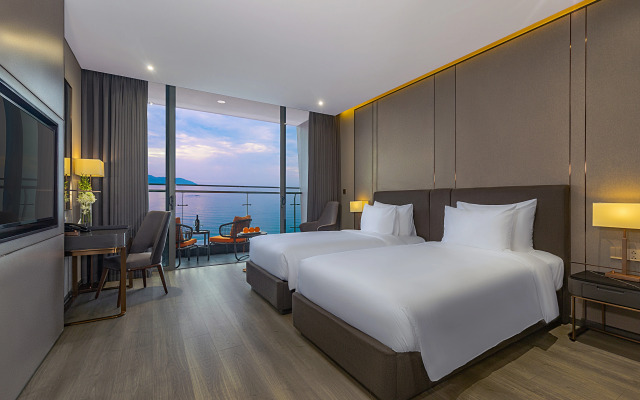 Le Sands Oceanfront Danang Hotel