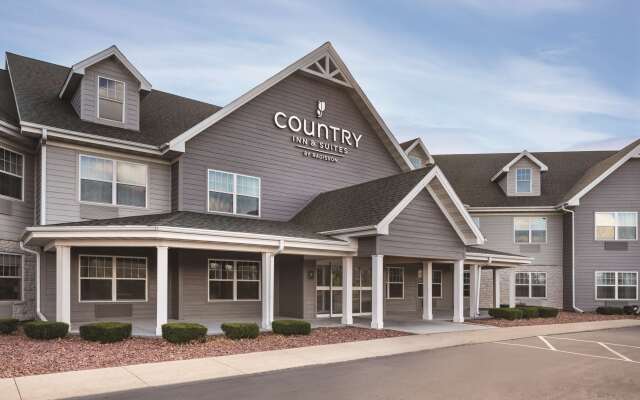 Country Inn and Suites by Radisson, Germantown, WI