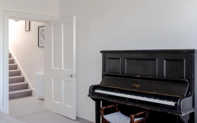 Your Apartment Redcliffe Parade No9 I Maisonette