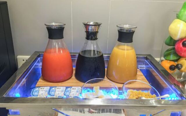 Home Inn Guan Qian 2