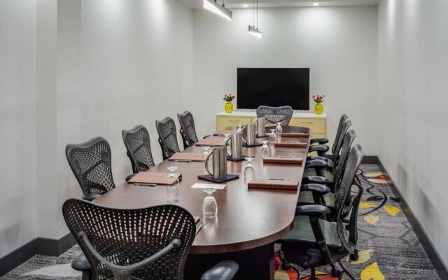 DoubleTree by Hilton Sarasota Bradenton Airport