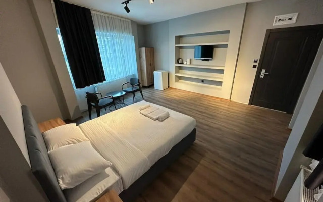 Lucca Suites Hotel