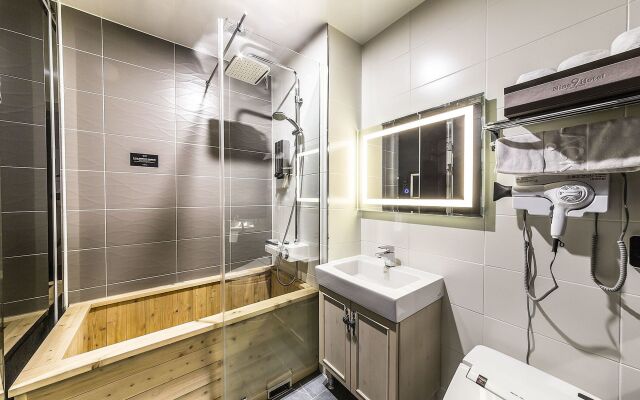 Hotel 9 in Dongdaemoon