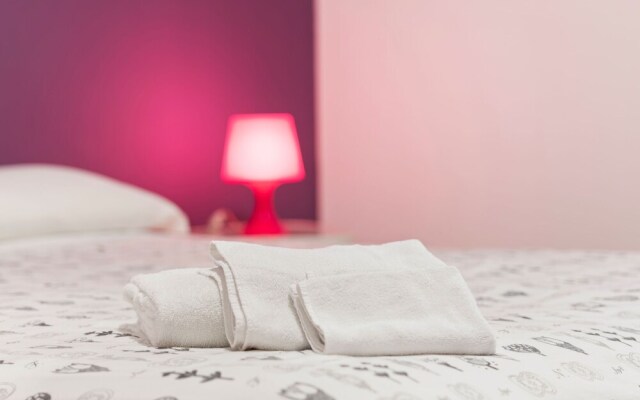 Pleasant Holiday Home in Catania With Balcony