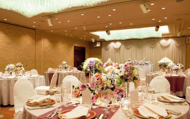 Hotel Crown Palais Chiryu