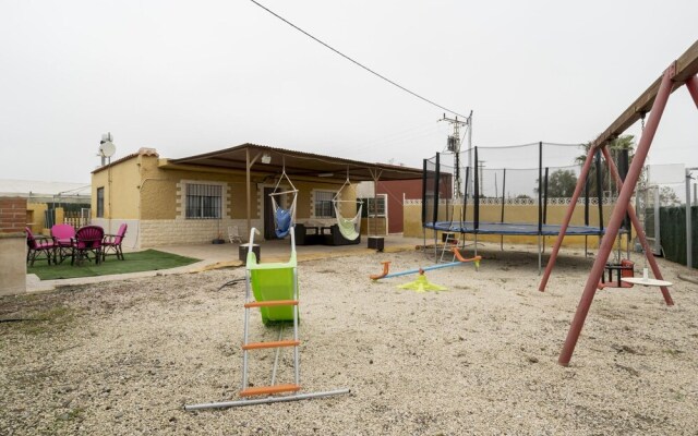 Modern Holiday Home in Garrobillo With Private Swimming Pool