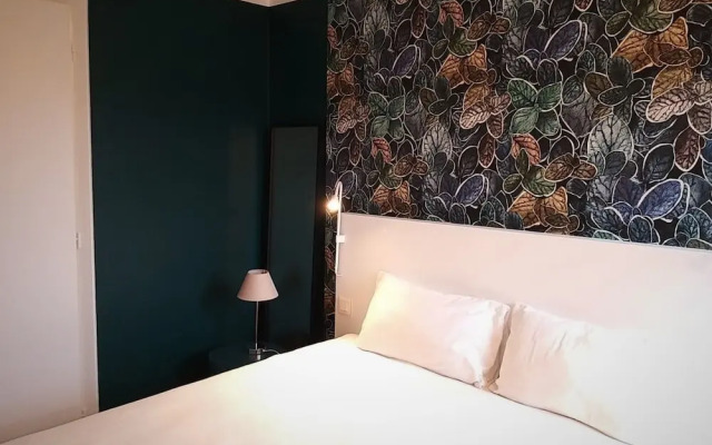 Kyriad Marseille - Les Pennes Mirabeau Aéroport