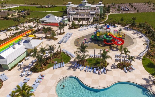 Reunion Raven by Vtrips